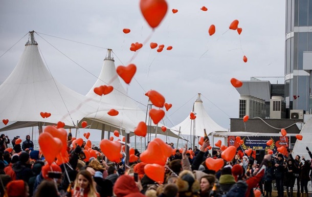 Как отпраздновали День Валентина в Украине и мире