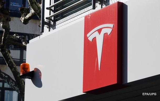 Компания Tesla закрывает часть бизнеса - СМИ