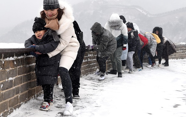Великая Китайская стена покрылась льдом