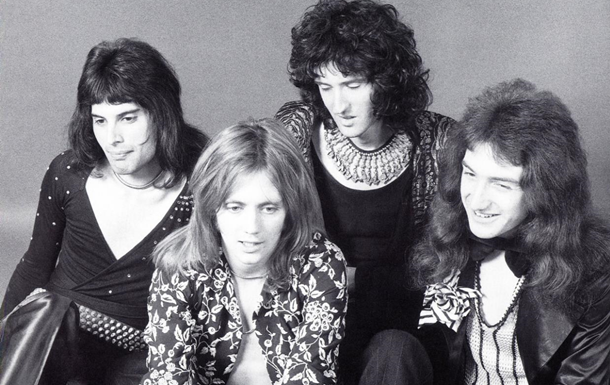Умер первый бас-гитарист Queen