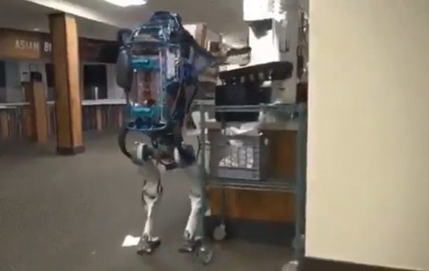Сеть покорило видео с  самым человечным  роботом
