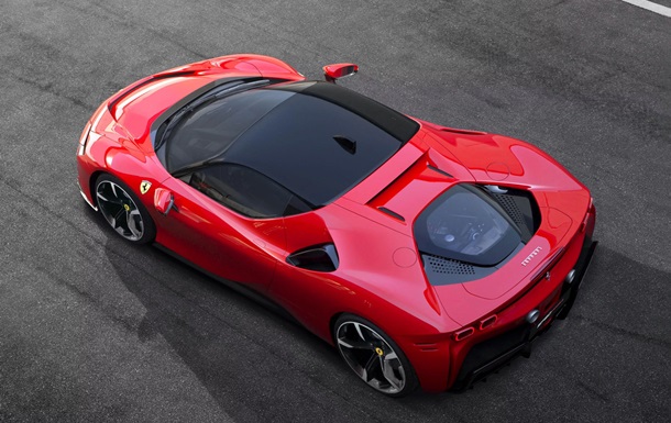 Ferrari показала суперкар с четырьмя двигателями