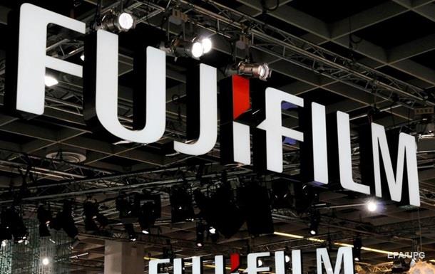 Компания Fujifilm возобновляет производство черно-белой фотопленки