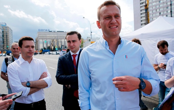 NYT: Навальный планирует вернуться в Россию