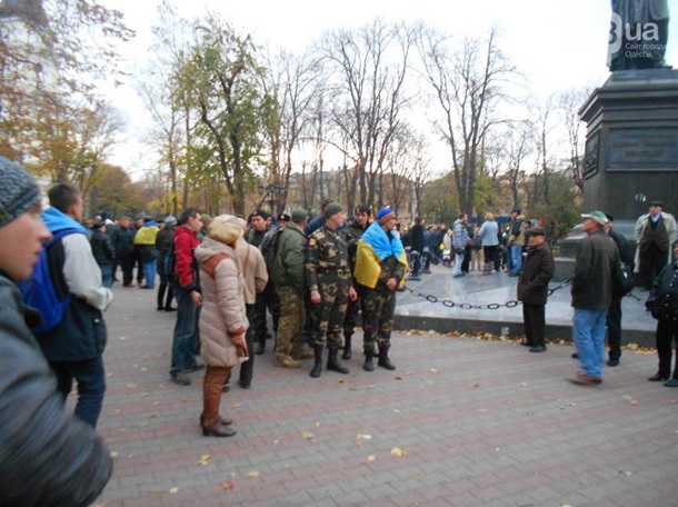 ВИДЕО: В Одессе Русский марш преобразовался в проукраинский