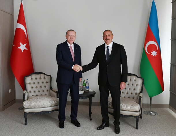 Одна нация — две страны. Алиев и Эрдоган приехали в Карабах и фактически объявили союз Азербайджана и Турции