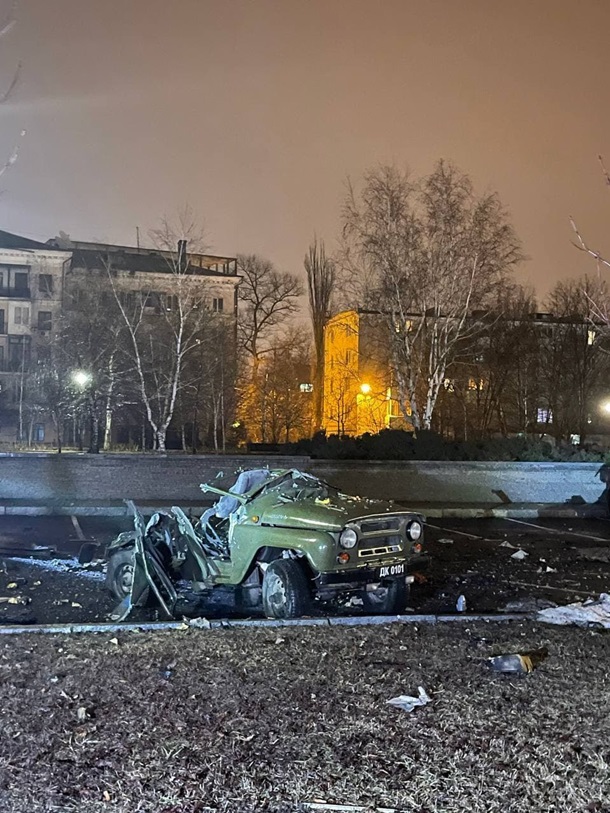 СМИ сообщают о мощном взрыве в центре Донецка
