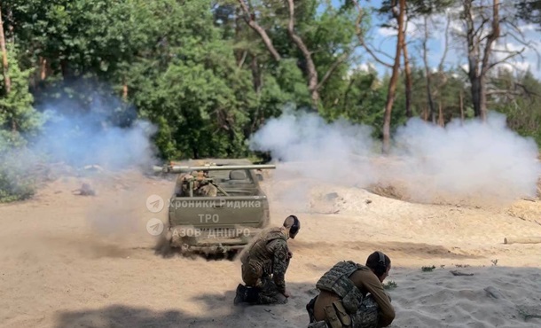 Бійці Азов Дніпро показали роботу СПГ-9 на фронті