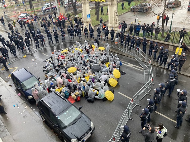 В Вене проходят "антигазовые" акции протеста
