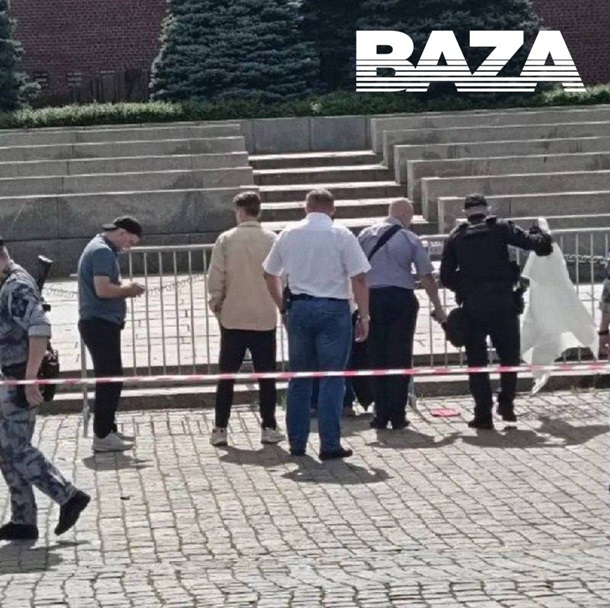В Москве глава научно-исследовательского института пытался сжечь себя В Москве глава научно-исследовательского института пытался сжечь себя