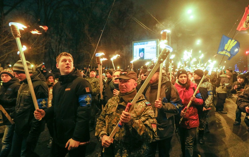 Фото шествия бандеровцев в киеве