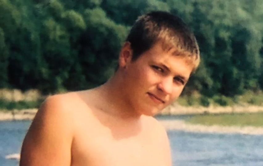 Повесился На Стриме Под Новый Год Повесился На Стриме Под Новый Год