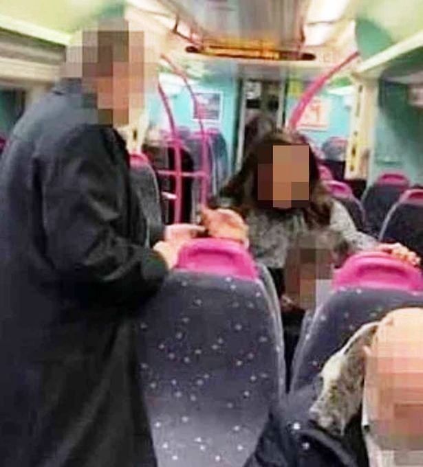 Девушку арестовали за приставания к мужчинам в поезде