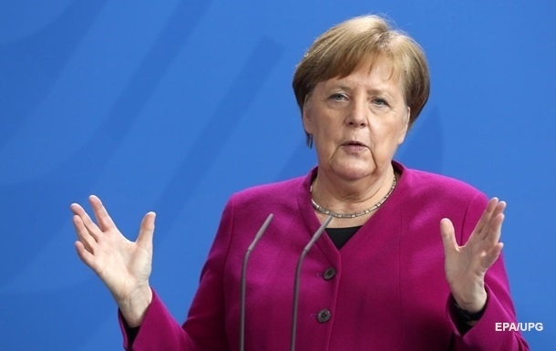 Меркель надеется, что Путин не отправит войска в Беларусь -  Korrespondent.net