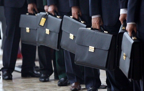 В Украине за год количество чиновников сократилось на 5,2% -  Korrespondent.net