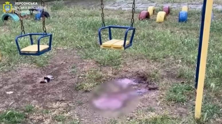 Последствия обстрелов в Херсоне