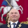 Лужков займется возвращением России Крыма и Севастополя