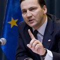Главу МИД Польши обвинили в расизме из-за шутки об Обаме