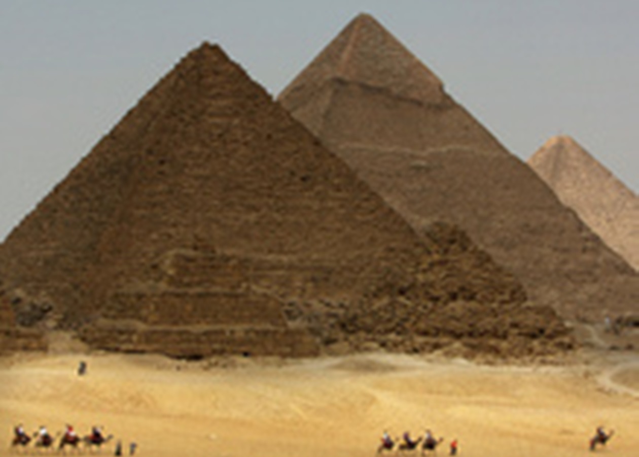 Какой фундамент у пирамиды хеопса