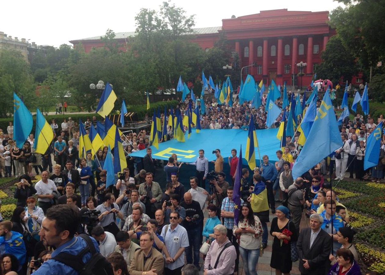 В Киеве в день 70-й годовщины депортации крымских татар прошел митинг -  Korrespondent.net