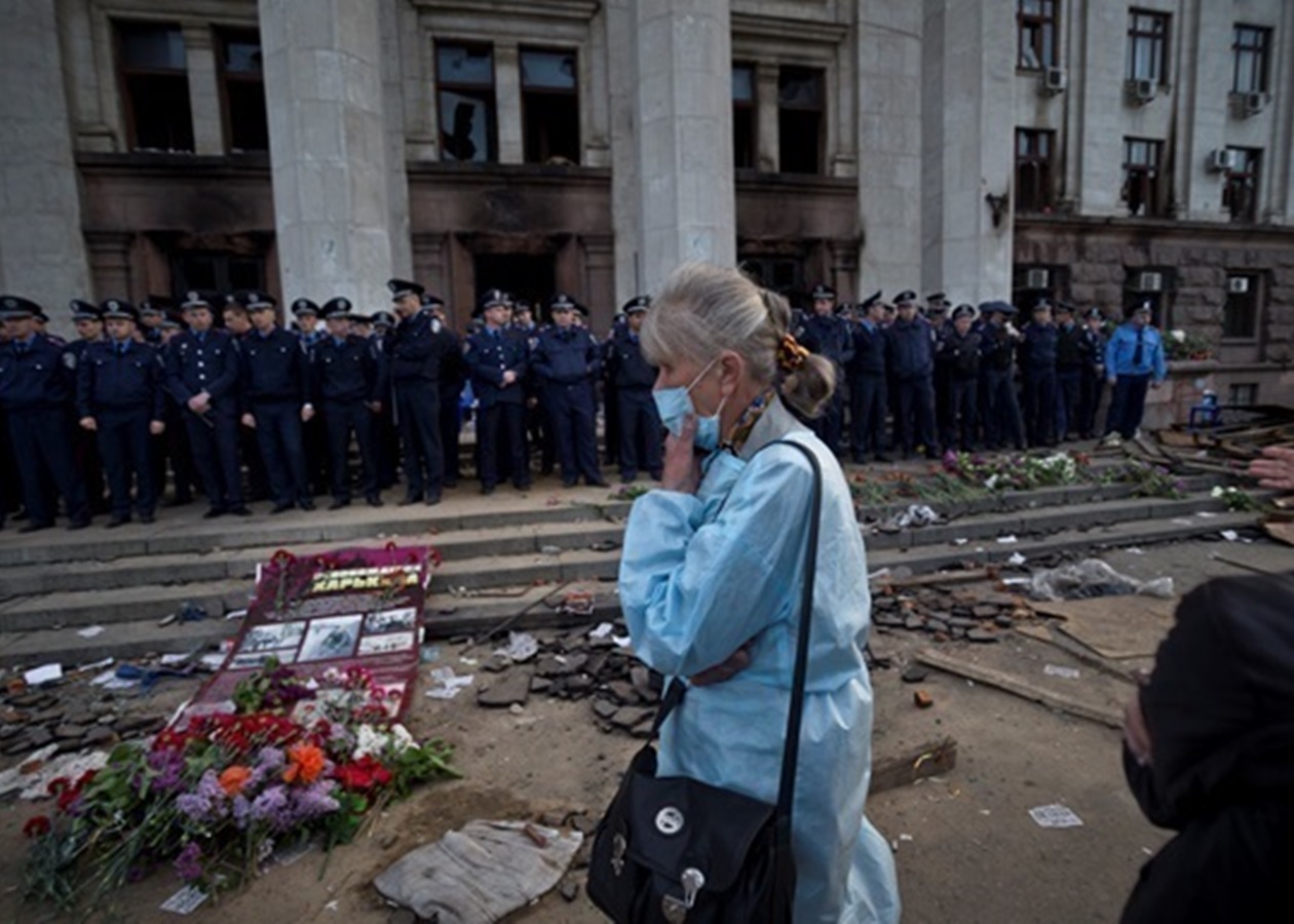 Как живут на Украине поджигатели людей в Одессе