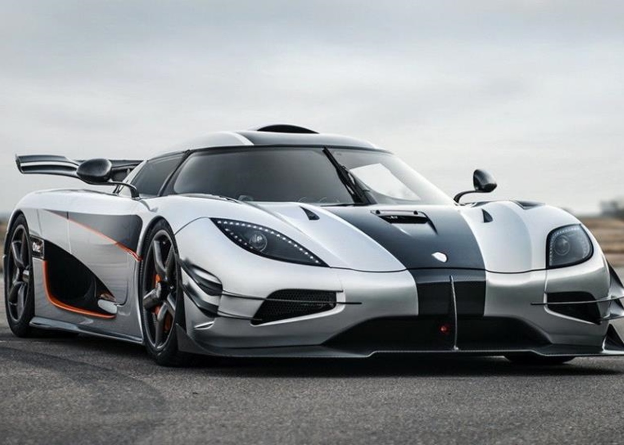 Шведский гиперкар Koenigsegg установил новый рекорд скорости -  Korrespondent.net