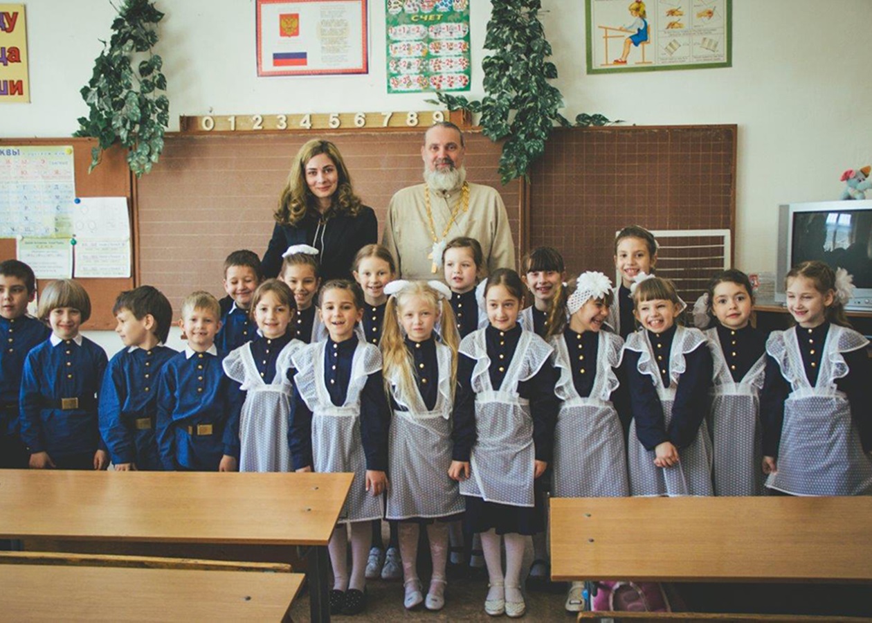Школьная форма царской России в Севастополе
