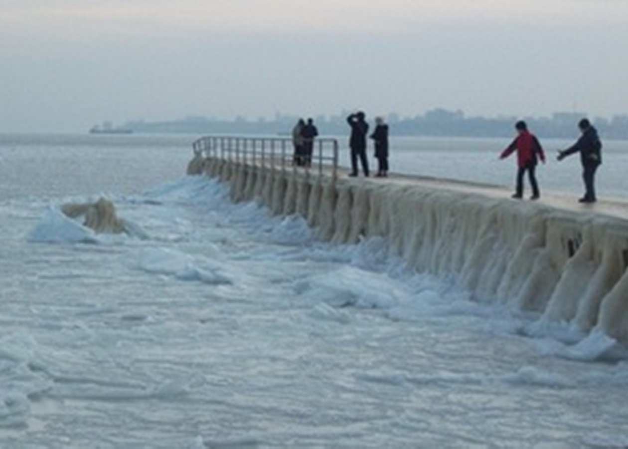 Замерзшее Море Фото