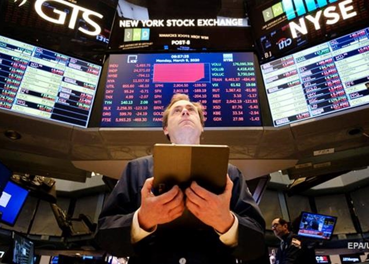 Обвал фондовых рынков США побил рекорд с 1987 года - Korrespondent.net