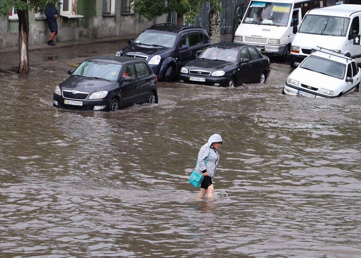 Бердянск затопило, авто 