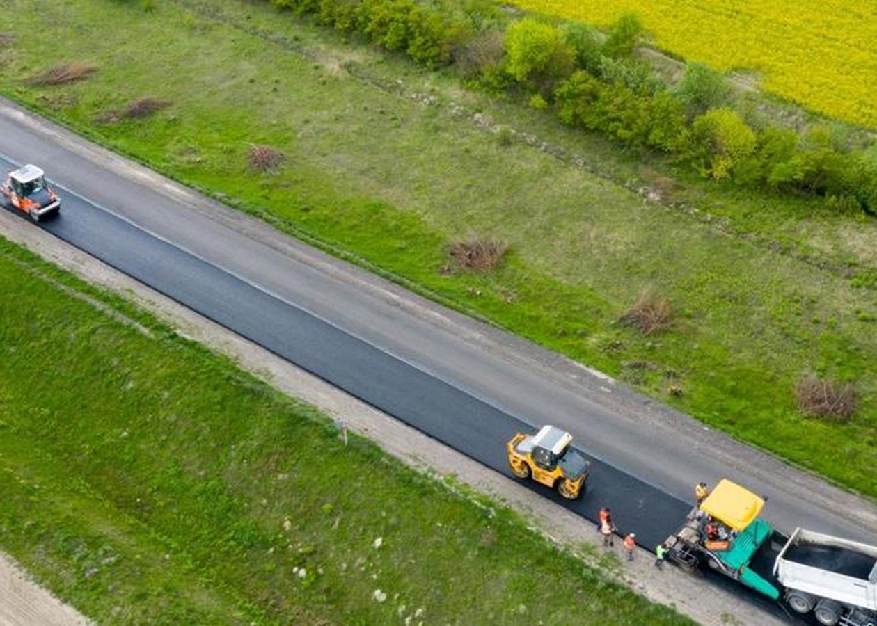 Велике будівництво": скільки доріг насправді збудував Зеленський -  Korrespondent.net