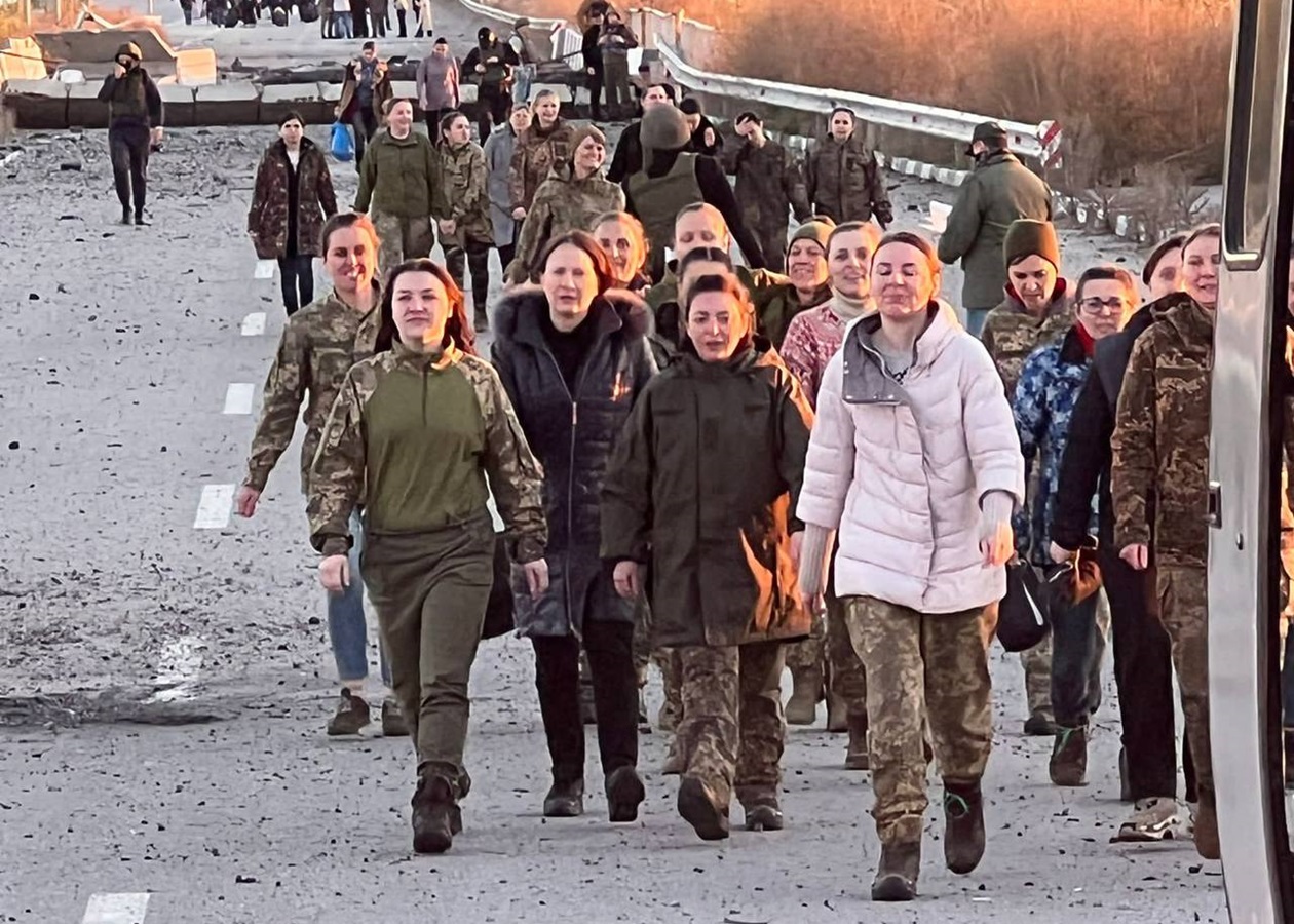 Из плена освобождены 108 украинок - Korrespondent.net
