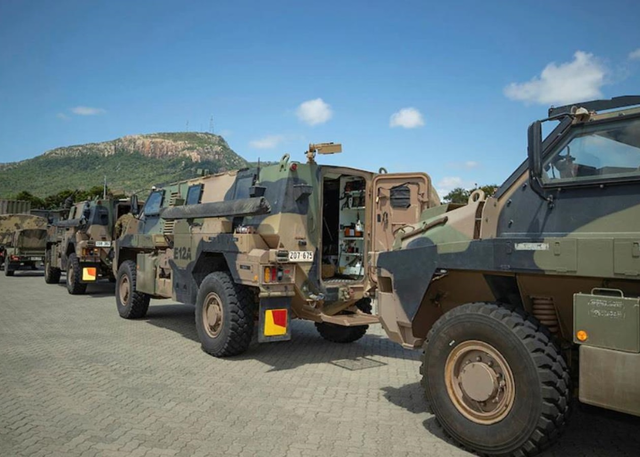 Украина получит от Австралии 30 броневиков Bushmaster - Korrespondent.net