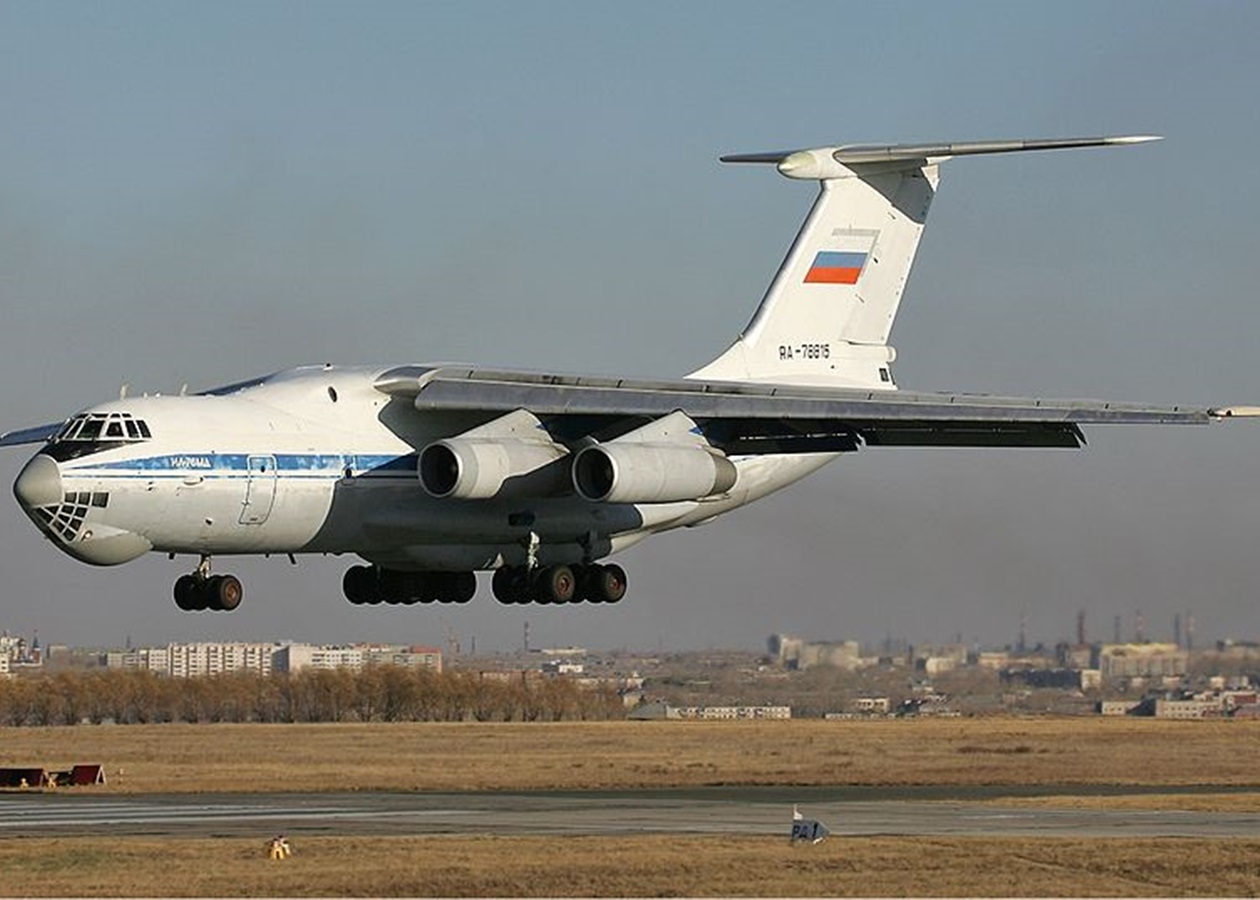 В Беларусь из РФ прилетели четыре военных самолета Ил-76 - соцсети ...