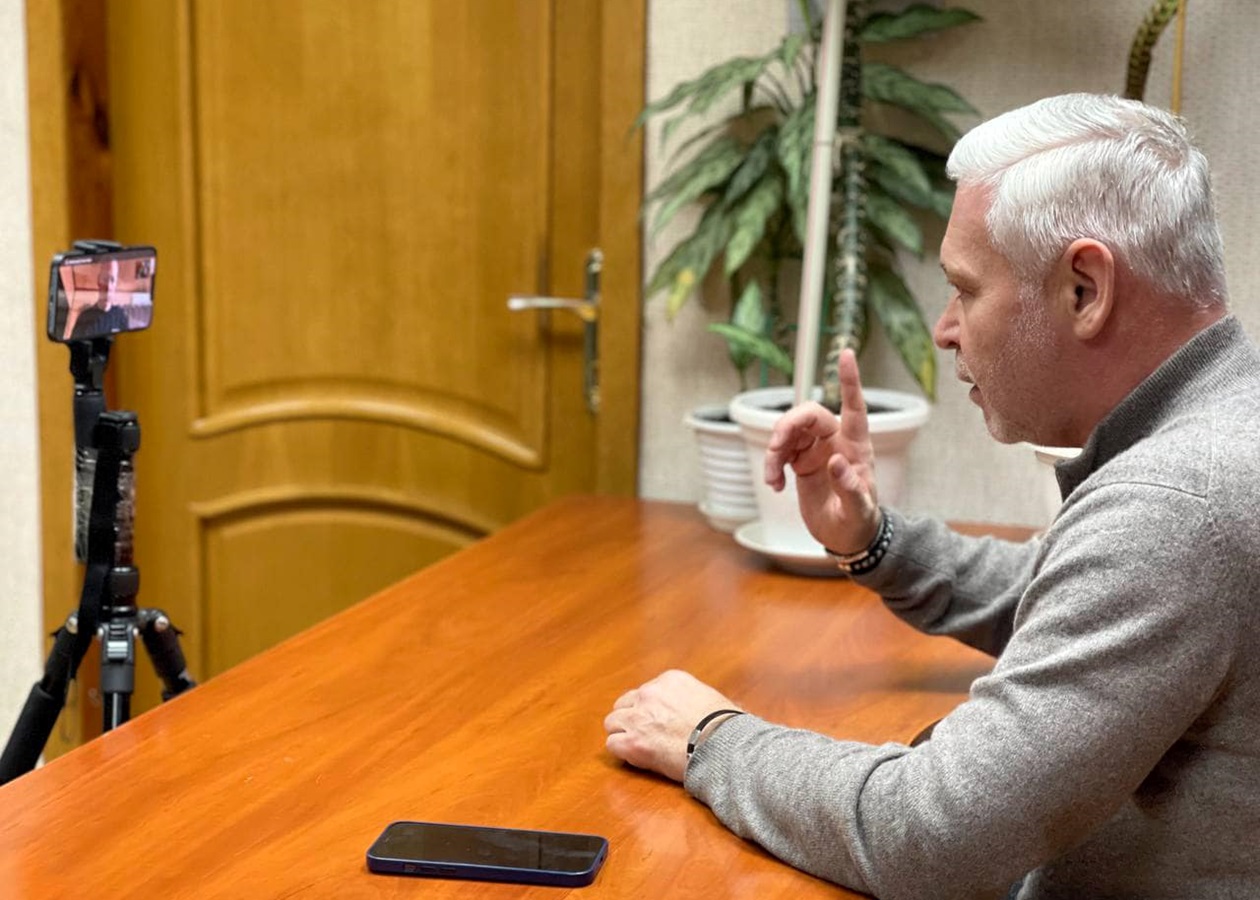 Терехов заявил, что будет общаться на русском - Korrespondent.net