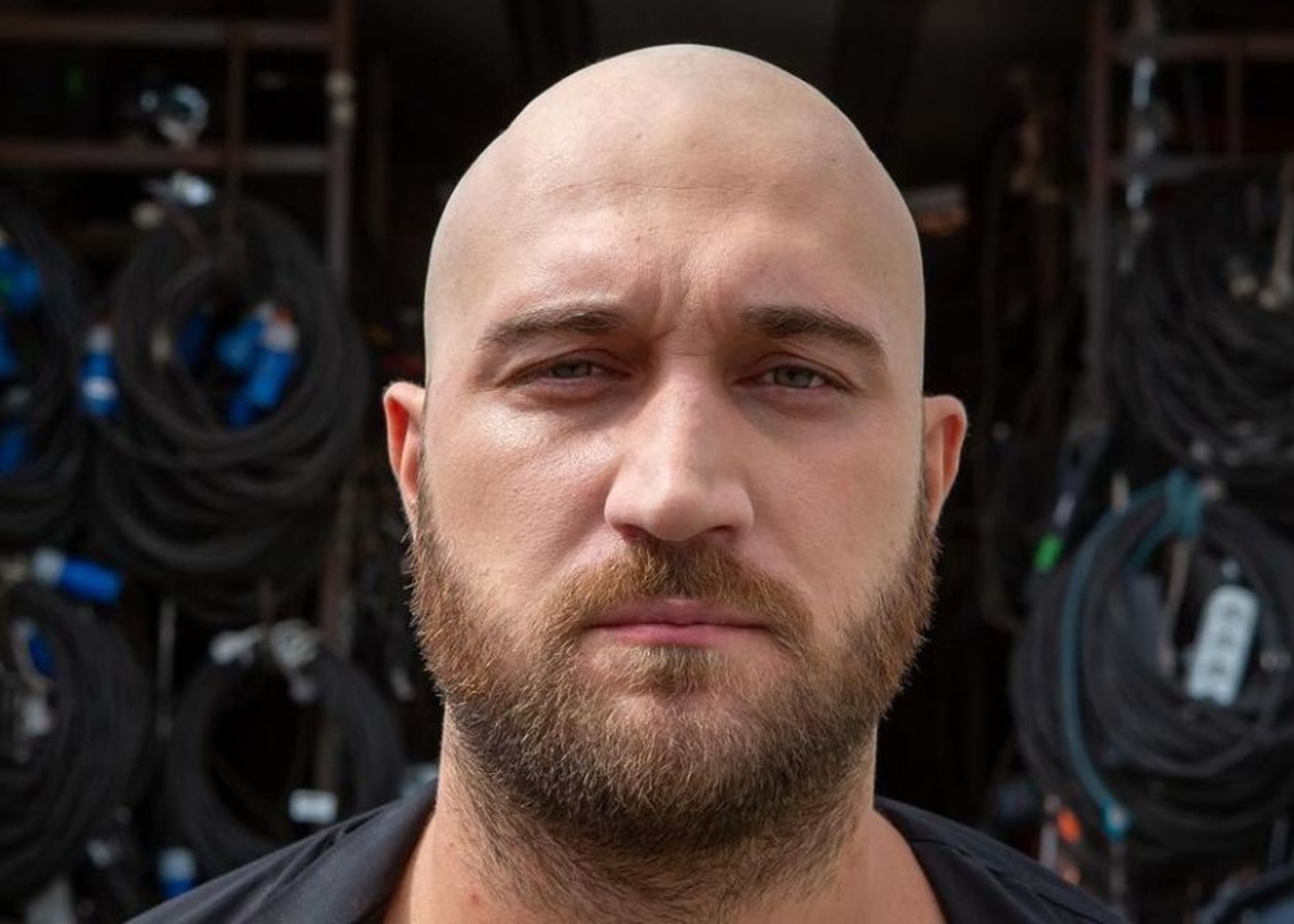 Шоумен Руслан Ханумак повернувся в Україну - Korrespondent.net