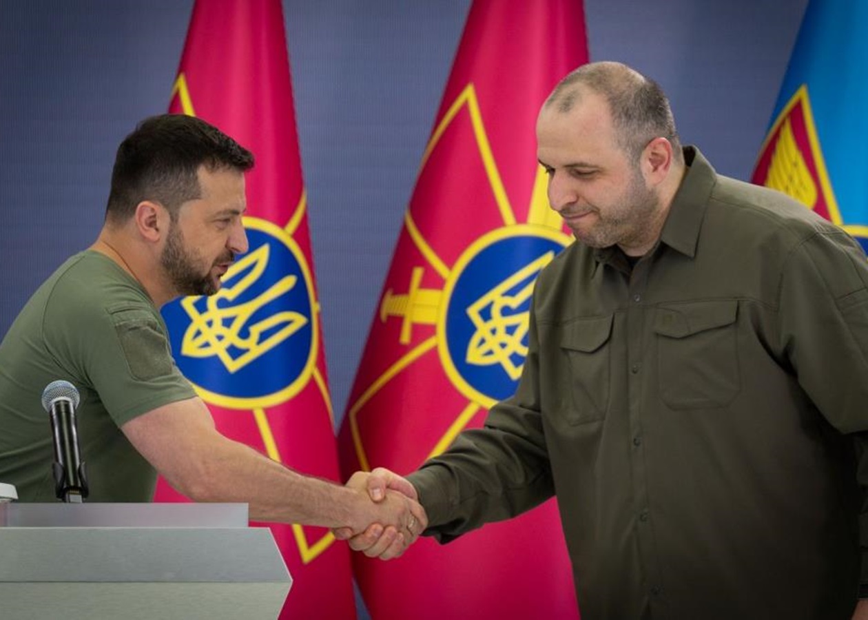 Зеленский представил нового министра обороны - Korrespondent.net