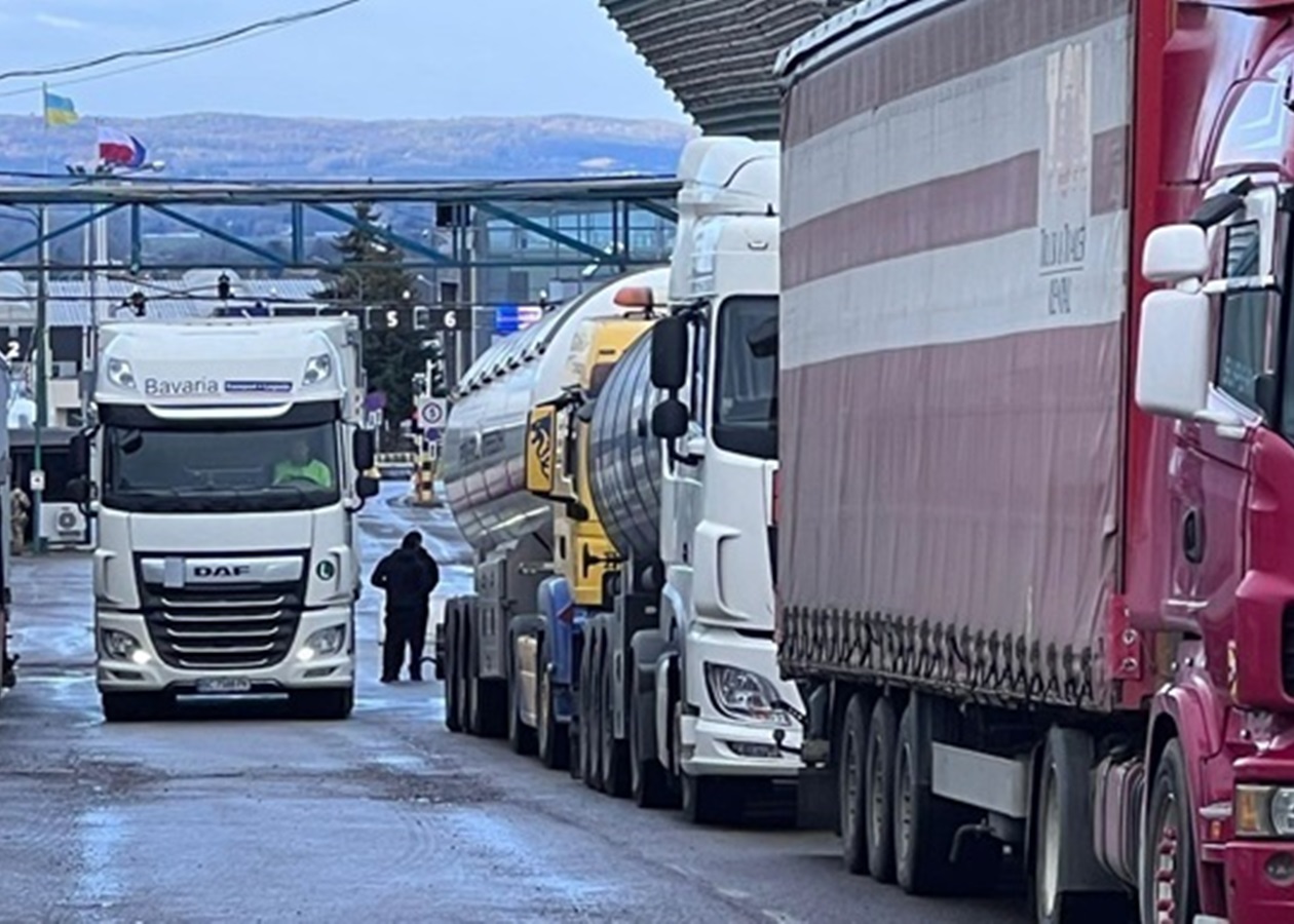 Румуни заблокували український кордон - Korrespondent.net