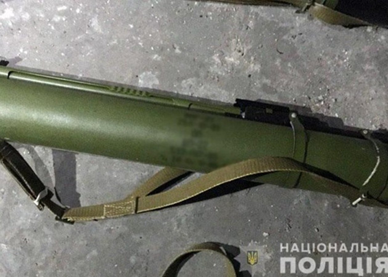 У Кривому Розі чоловік вистрілив у багатоповерхівку з гранатомета - ЗМІ - Korrespondent.net
