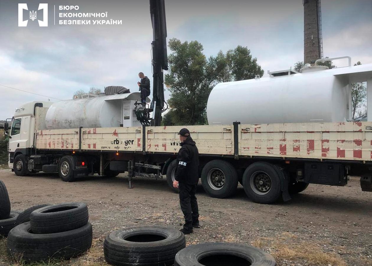 В Киевской области изъяли контрафактное топливо на 2 млн ...