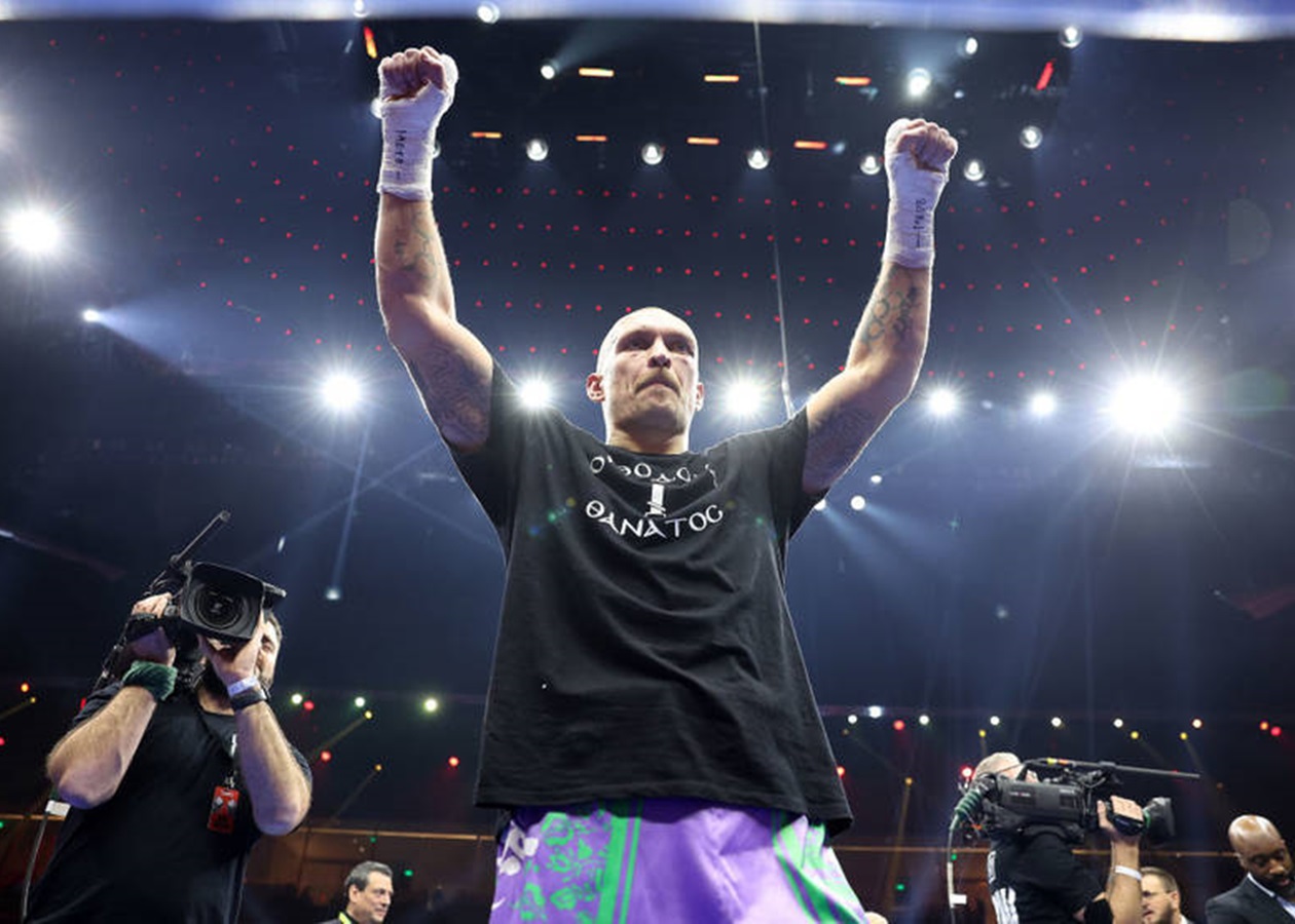 Усик - на вершине: Украинец сохранил лидерство в рейтинге P4P от ESPN ...