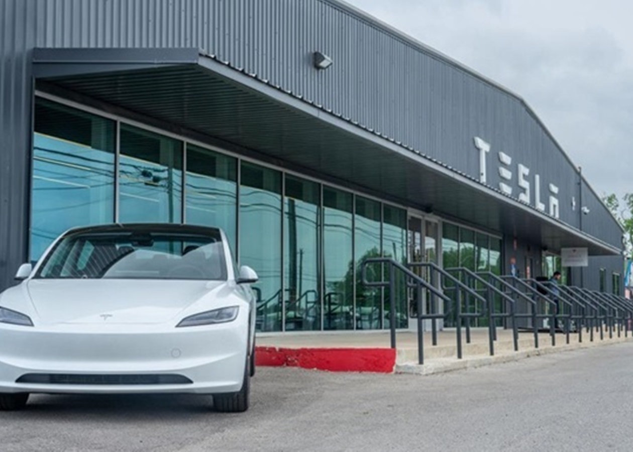 Tesla розповіла, що впливає на деградацію батарей в електромобілях