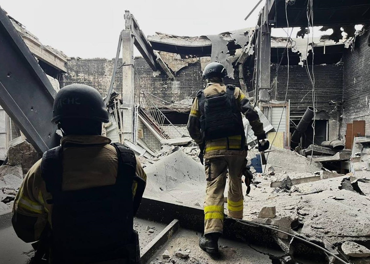 Ukraine's foreign minister urges partners to respond decisively to Russian strikes on energy