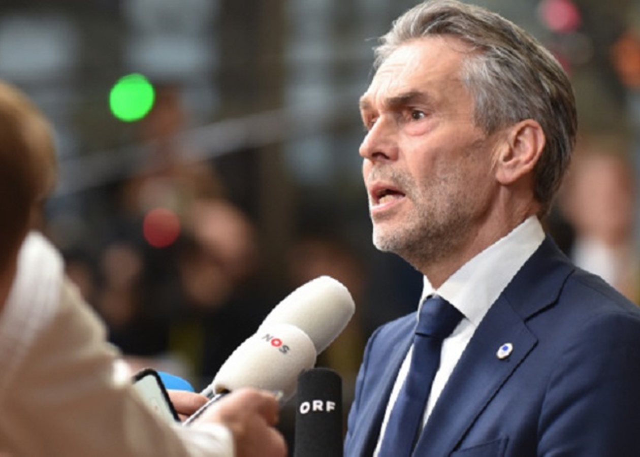 Прем’єр Нідерландів попередив громадян про загрози