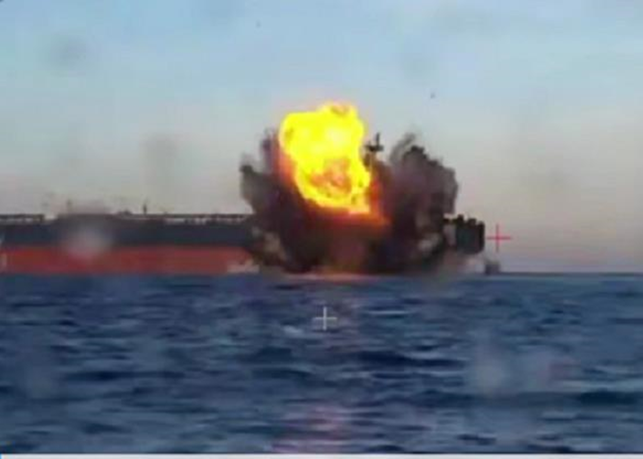 Дрони уразили два танкери тіньового флоту РФ - ЗМІ