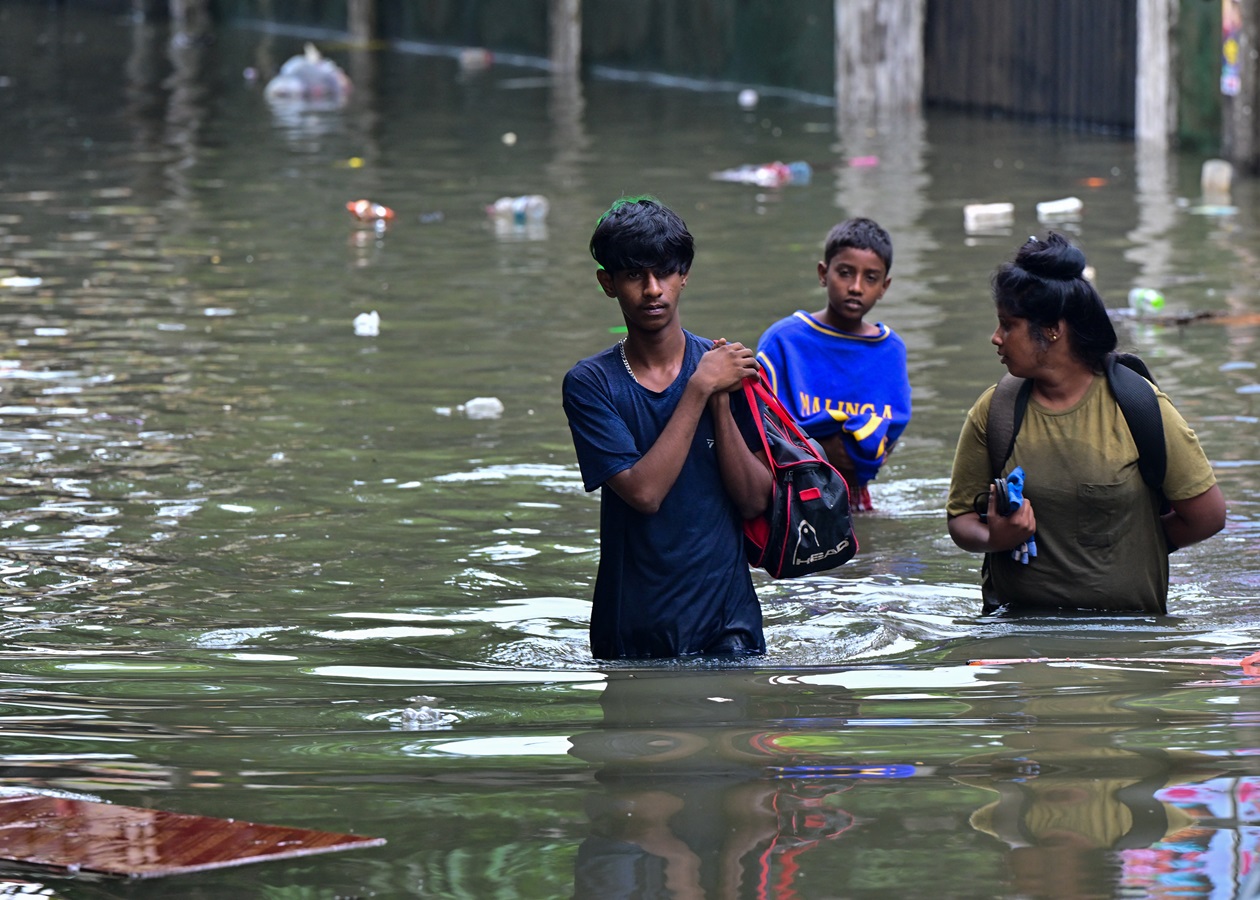 На Шрі-Ланці від наслідків циклону загинули сотні людей