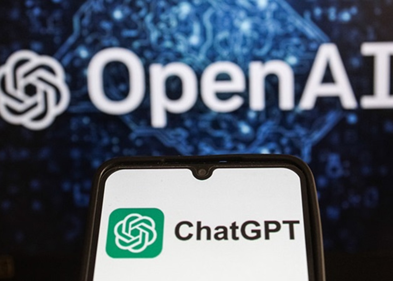 OpenAI планує додати рекламу в ChatGPT