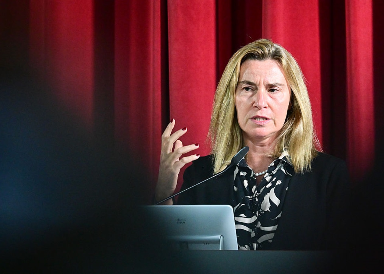 Ексглаву дипломатії ЄС звільнили з-під варти