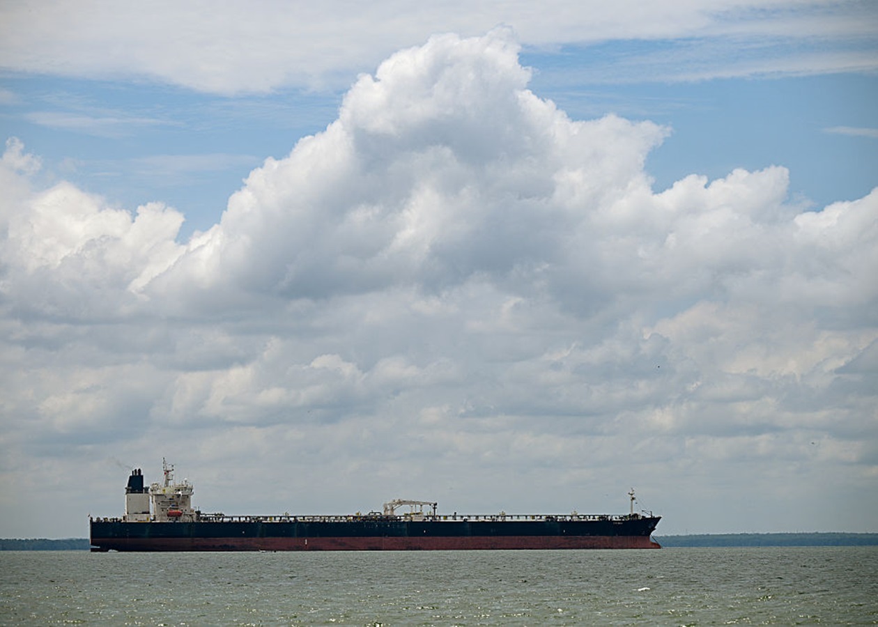 Chevron відновлює експорт венесуельської нафти до США