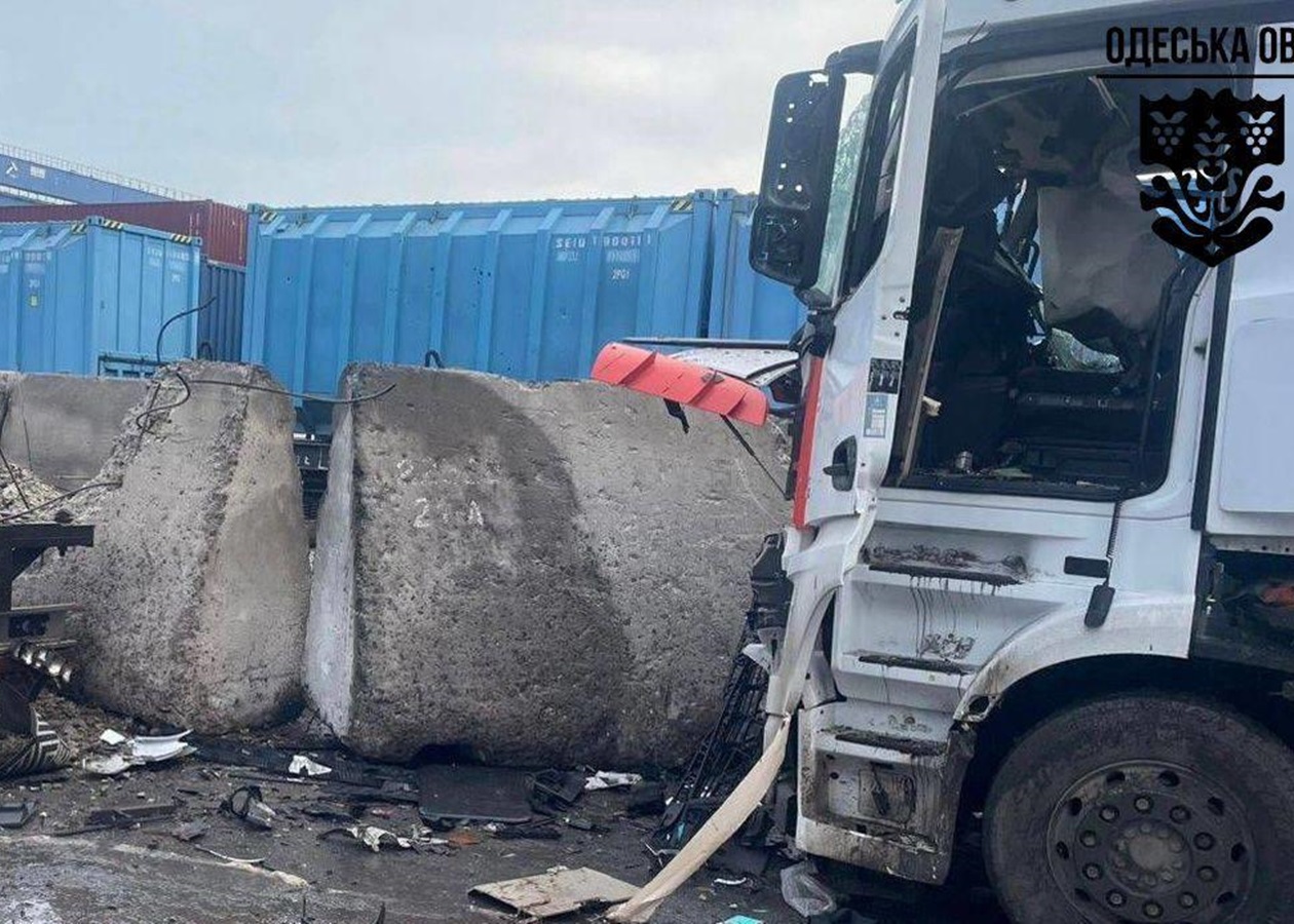 Росія атакувала порти Чорноморськ і Південний